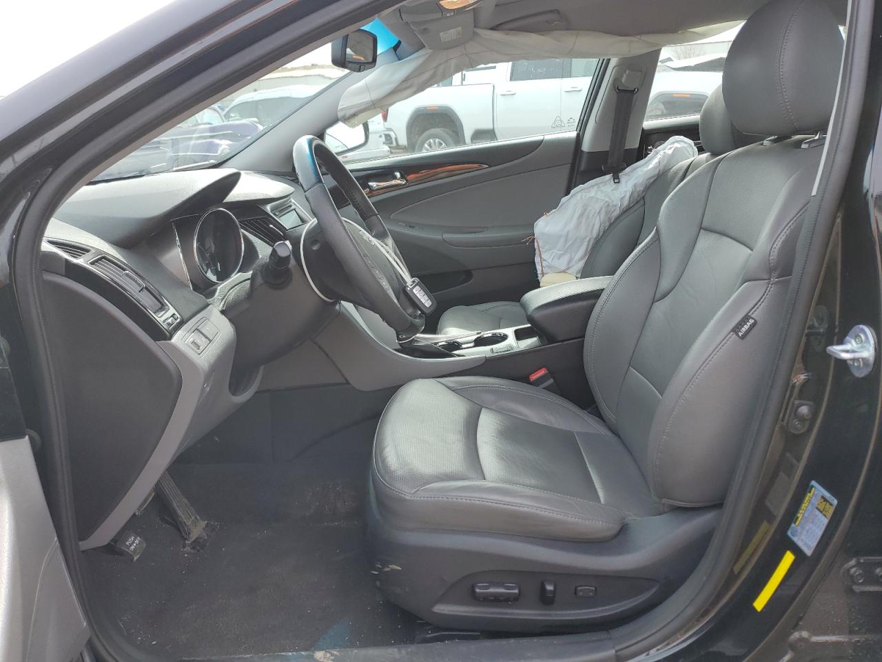 5NPEC4AC5DH778767 2013 Hyundai Sonata Se