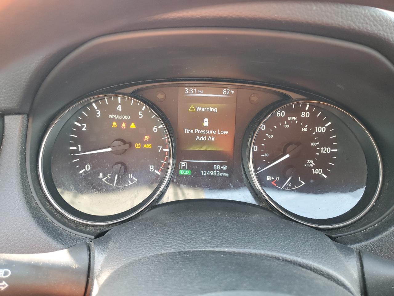 KNMAT2MT0HP548983 NISSAN ROGUE 2017