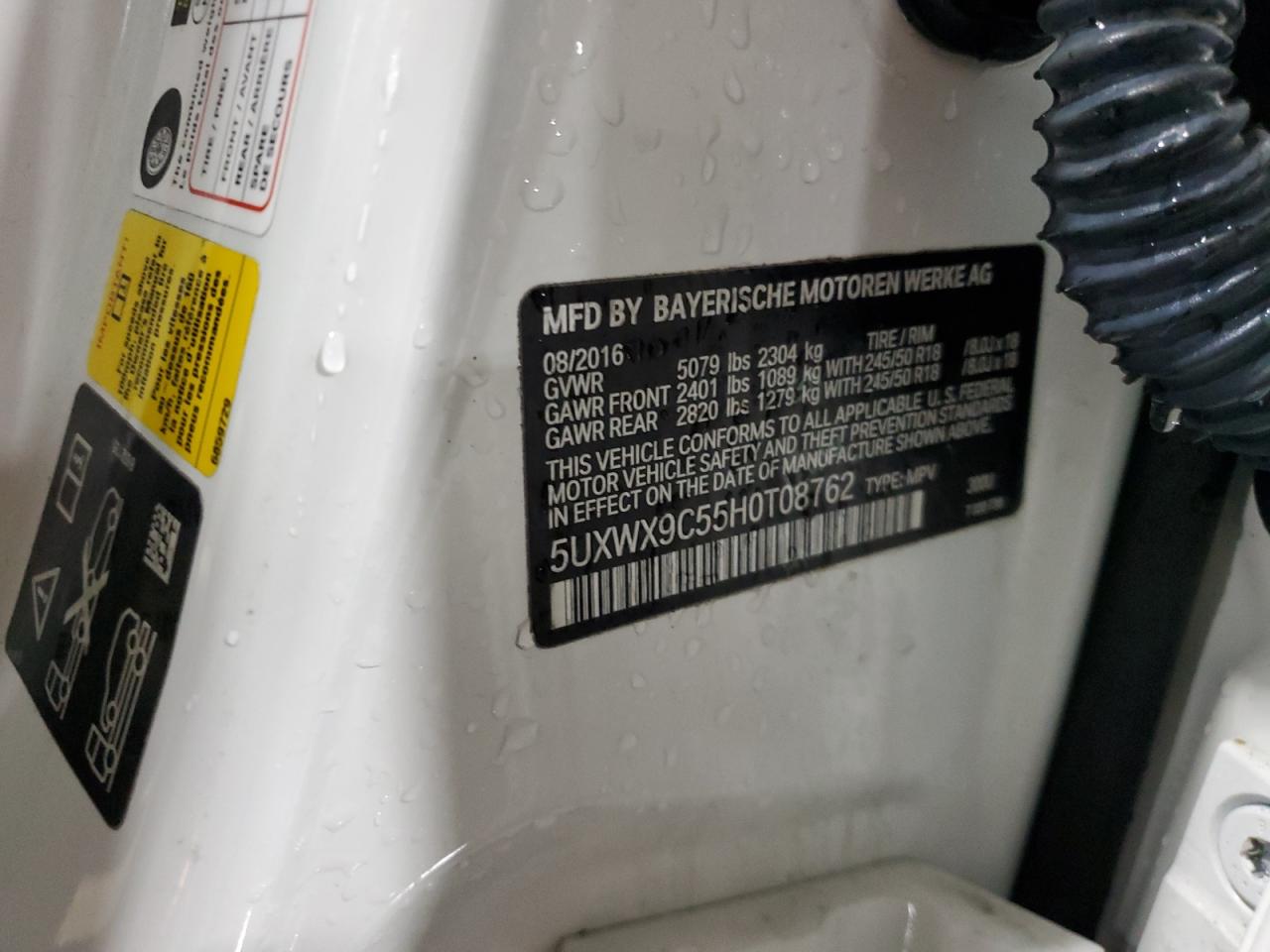 5UXWX9C55H0T08762 BMW X3 2017