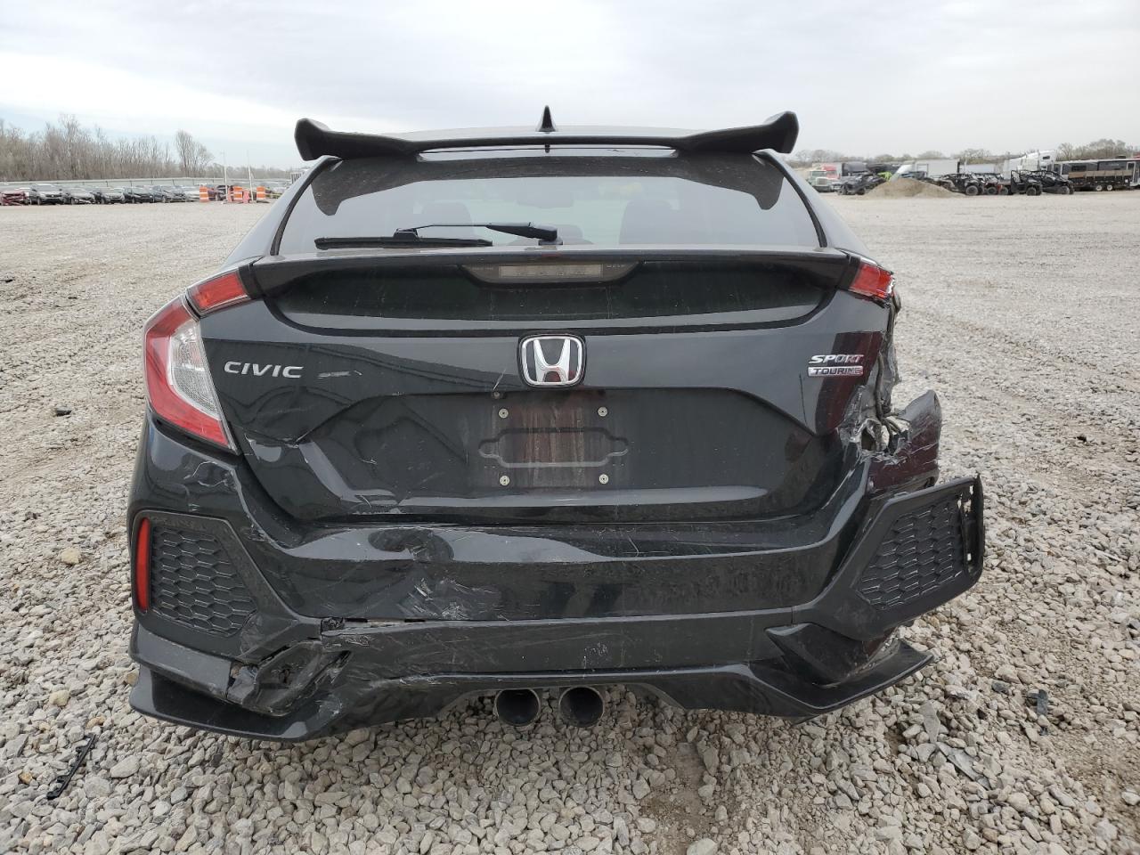 2018 Honda Civic Sport Touring vin: SHHFK7H93JU236367