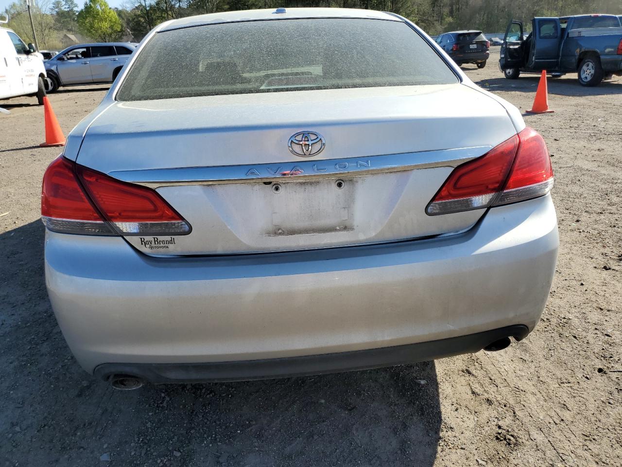 4T1BK3DB7BU426310 2011 Toyota Avalon Base