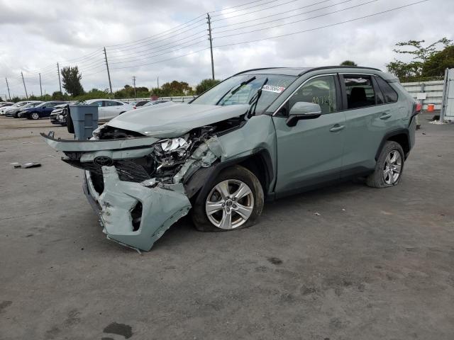 Lot #2510493392 2019 TOYOTA RAV4 XLE salvage car