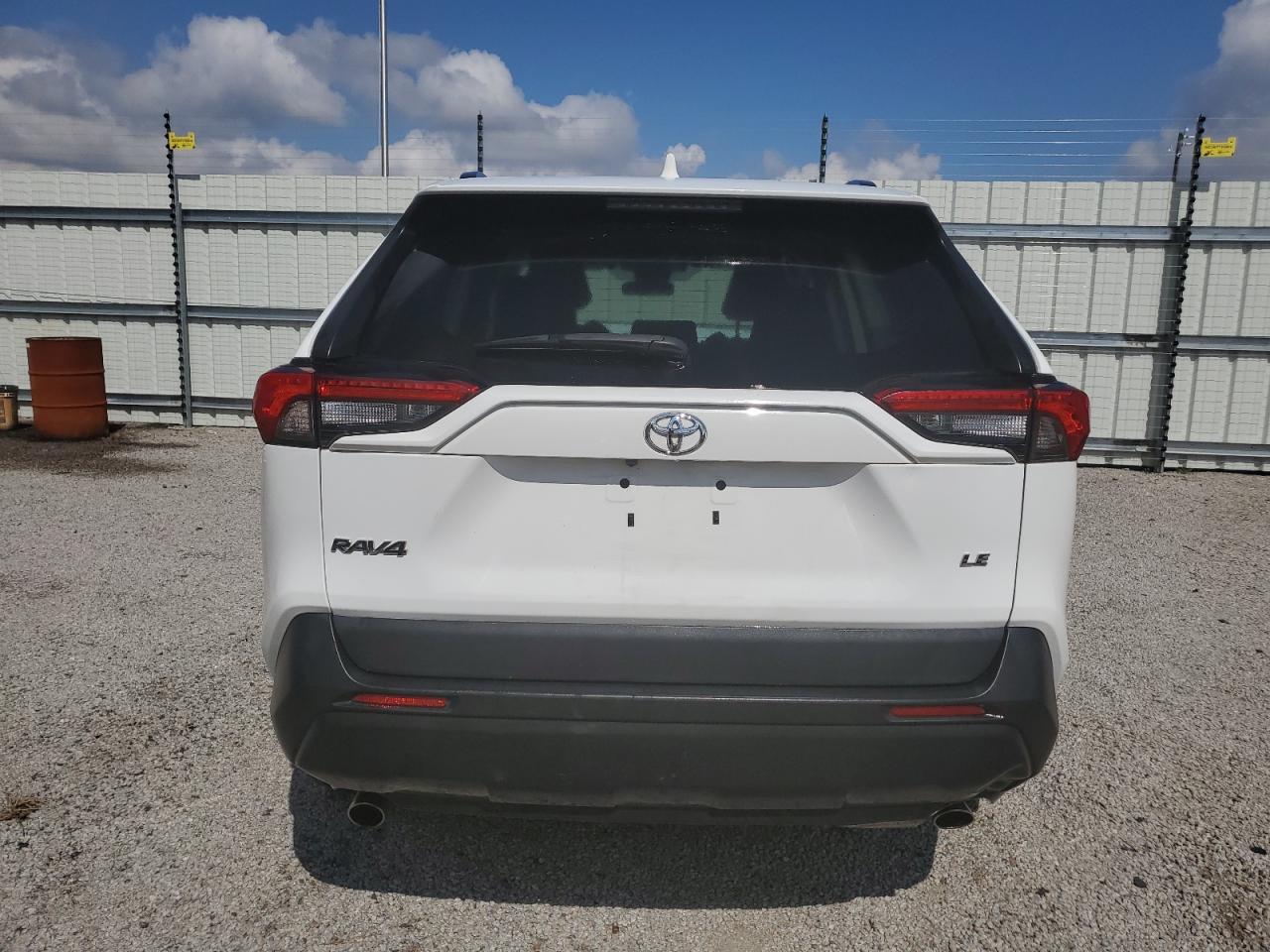 2T3H1RFV7MC119738 TOYOTA RAV4 2021