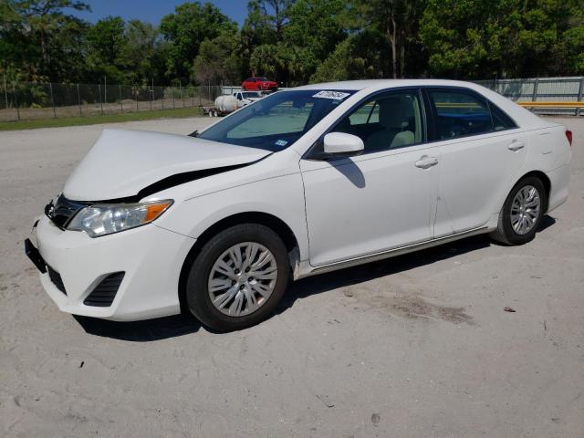 Lot #2501449018 2012 TOYOTA CAMRY BASE salvage car