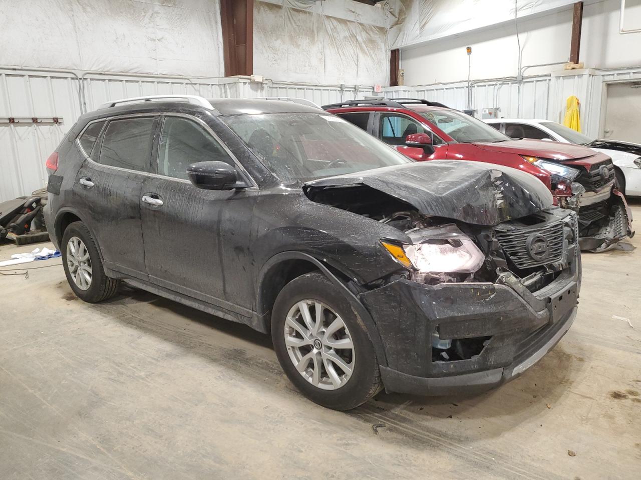 KNMAT2MV6HP527217 NISSAN ROGUE 2017