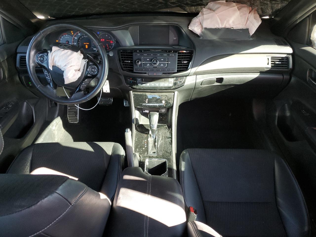 1HGCR2F60HA241042 HONDA ACCORD 2017