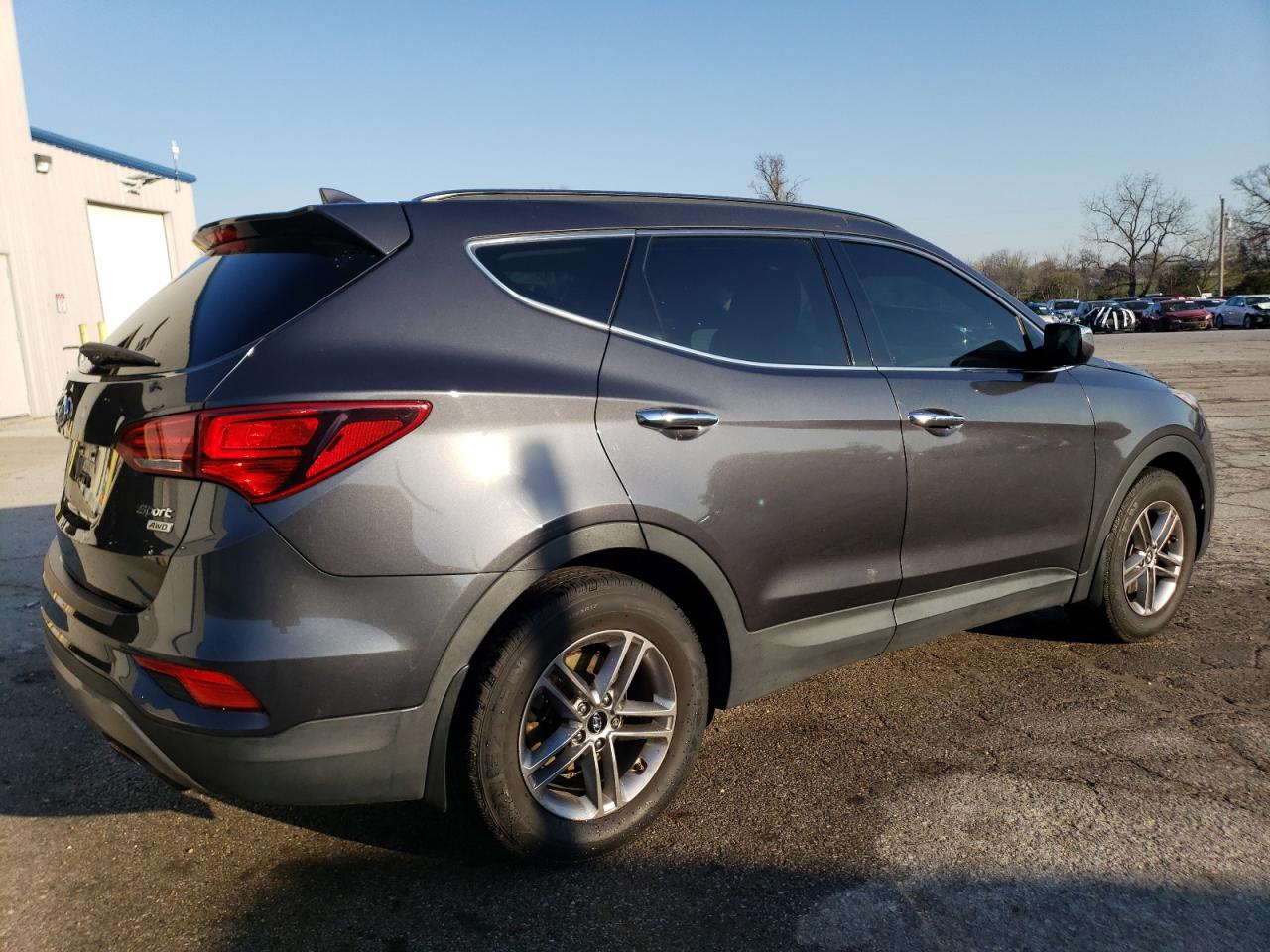 2017 Hyundai Santa Fe Sport vin: 5XYZUDLB7HG468975