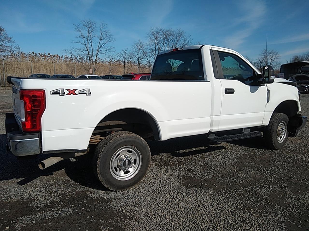 2019 Ford F350 Super Duty vin: 1FTRF3B63KED86251