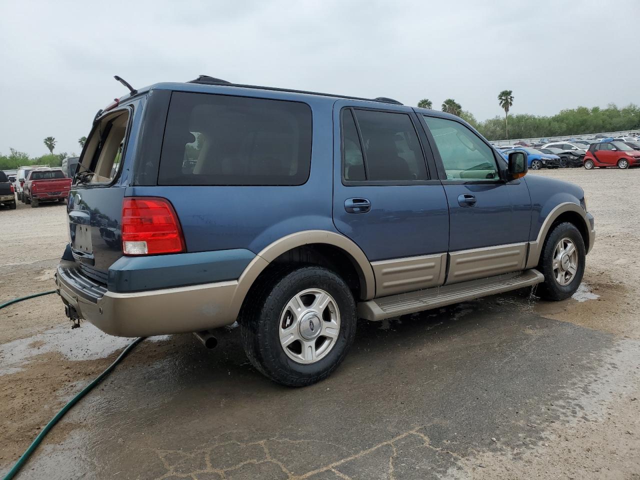 1fmru17w74la22590 1FMRU17W74LA22590 2004 Ford Expedition Eddie Bauer