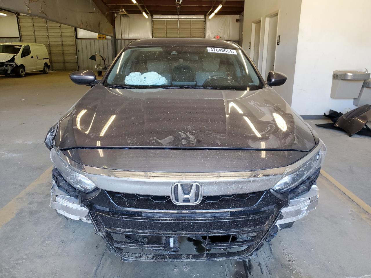 1HGCV1F14JA095423 2018 Honda Accord Lx