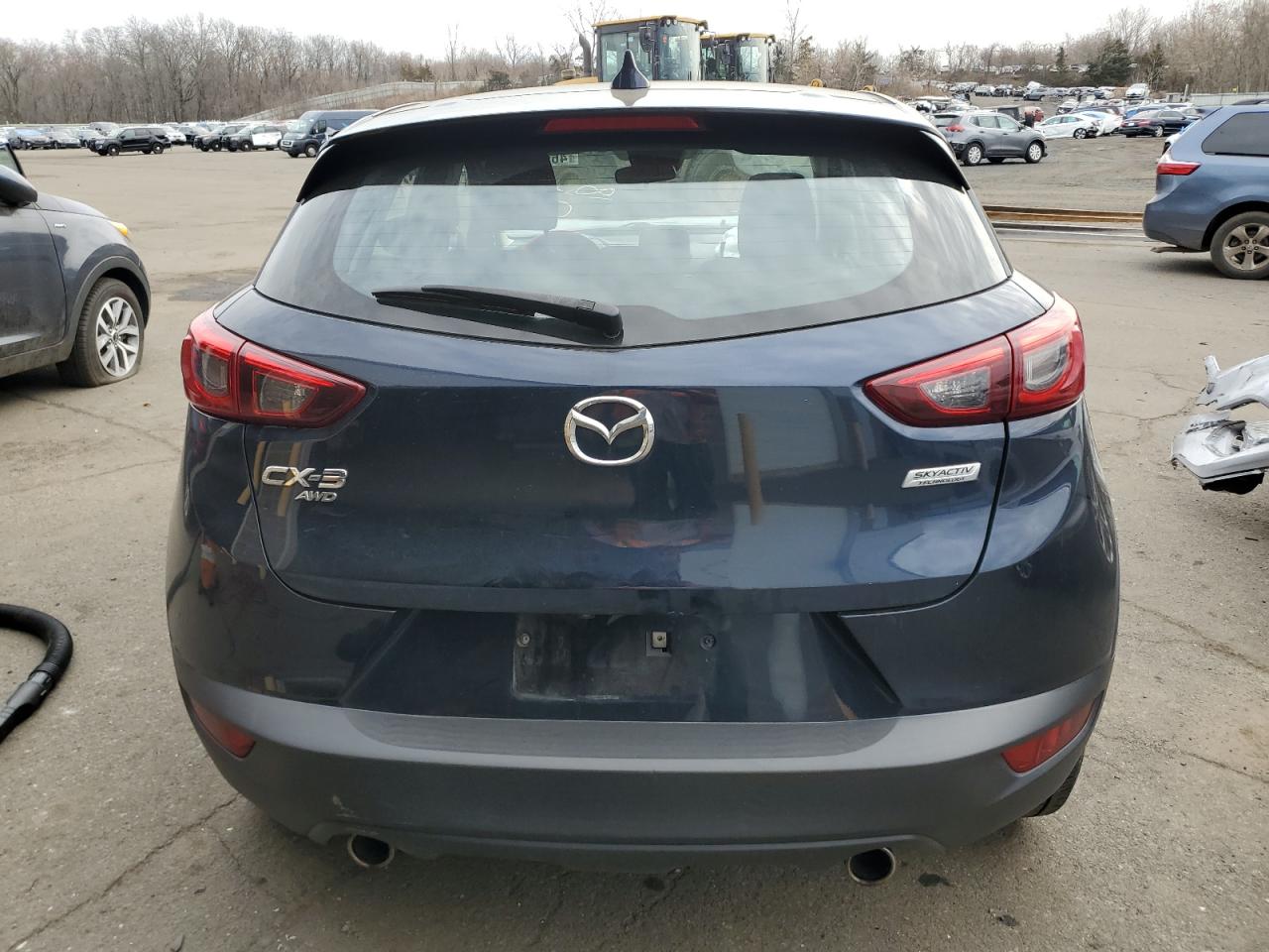 2018 Mazda Cx-3 Sport vin: JM1DKFB70J1303252