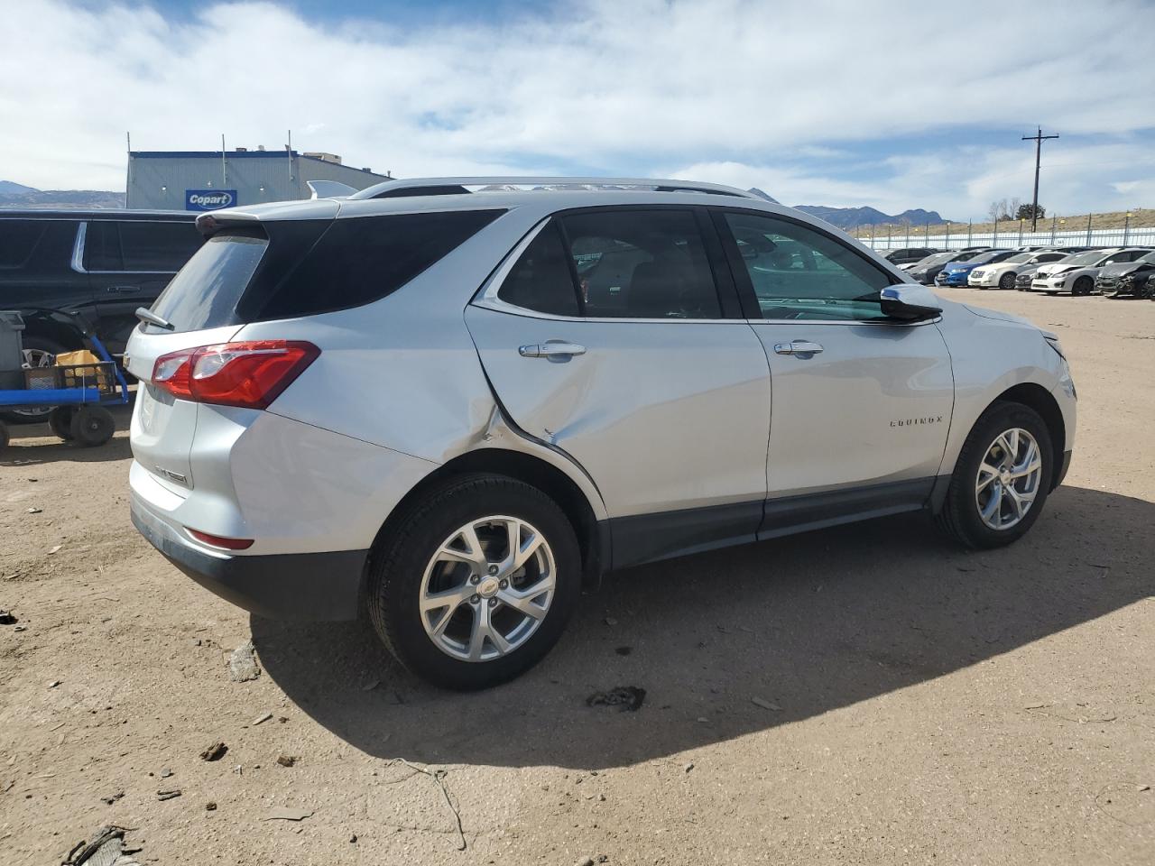 2GNAXVEV9J6308348 CHEVROLET EQUINOX 2018