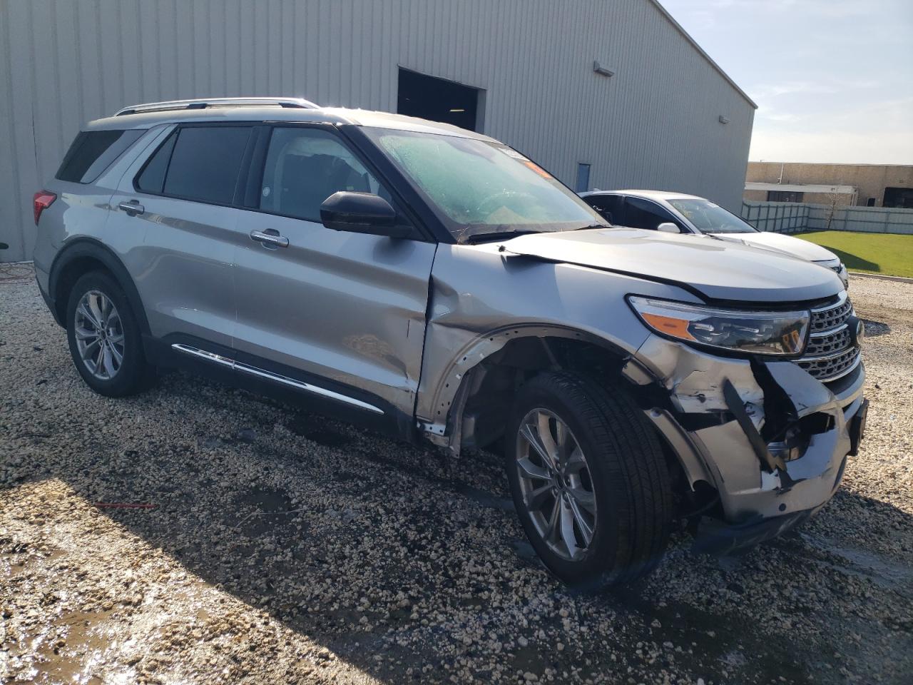 Lot #2417134990 2023 FORD EXPLORER L