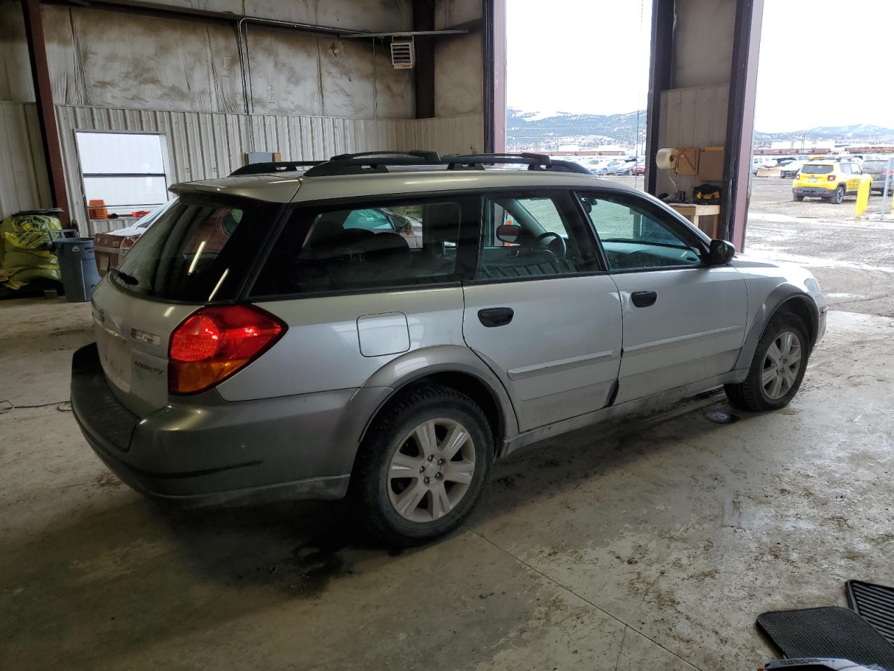 4S4BP61C556359621 2005 Subaru Legacy Outback 2.5I