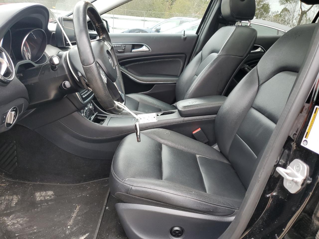 WDCTG4GB1FJ099772 2015 Mercedes-Benz Gla 250 4Matic