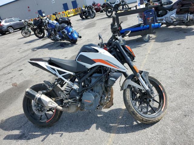 2022 Ktm 390 Duke VIN: MD2JPJ405NC235588 Lot: 42775774