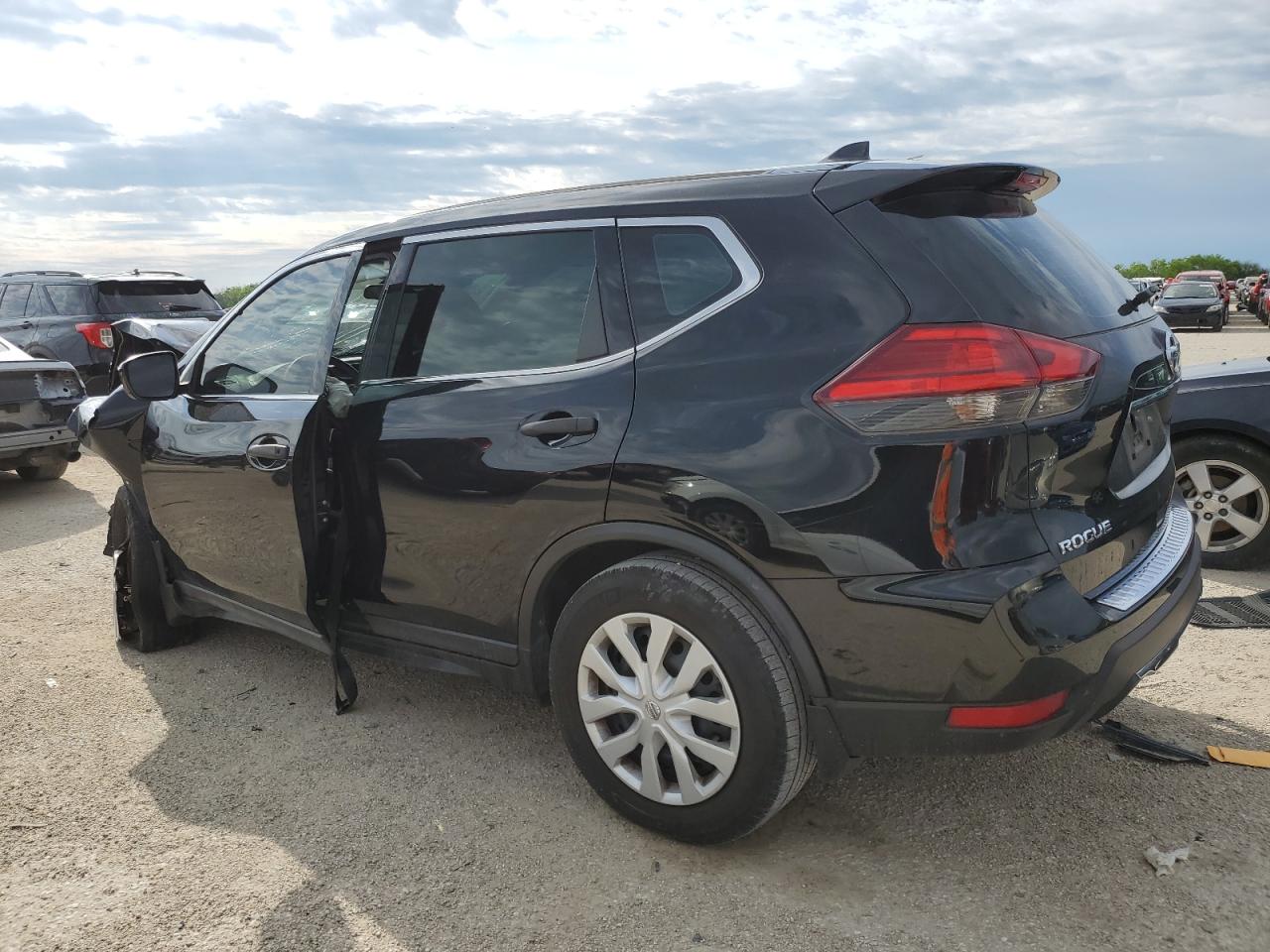 5N1AT2MT7HC868191 NISSAN ROGUE 2017