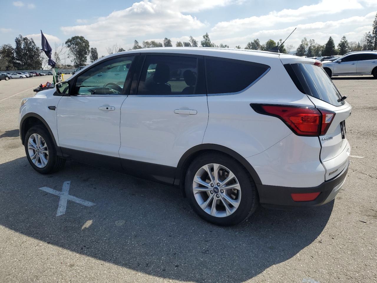 1FMCU9G99KUC08928 FORD ESCAPE 2019