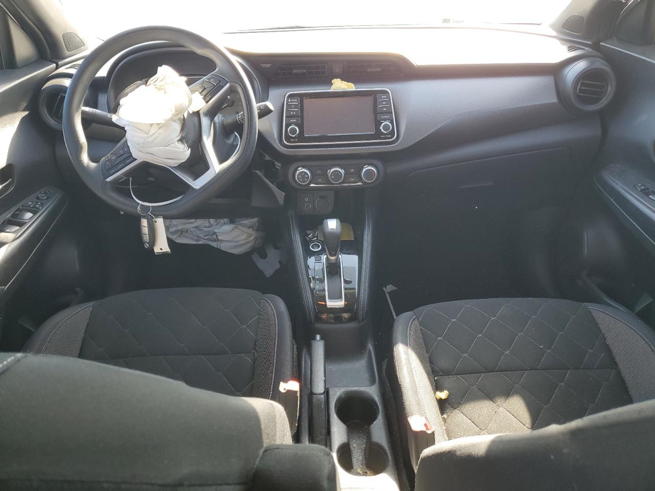 3N1CP5CU7JL517047 NISSAN KICKS 2018