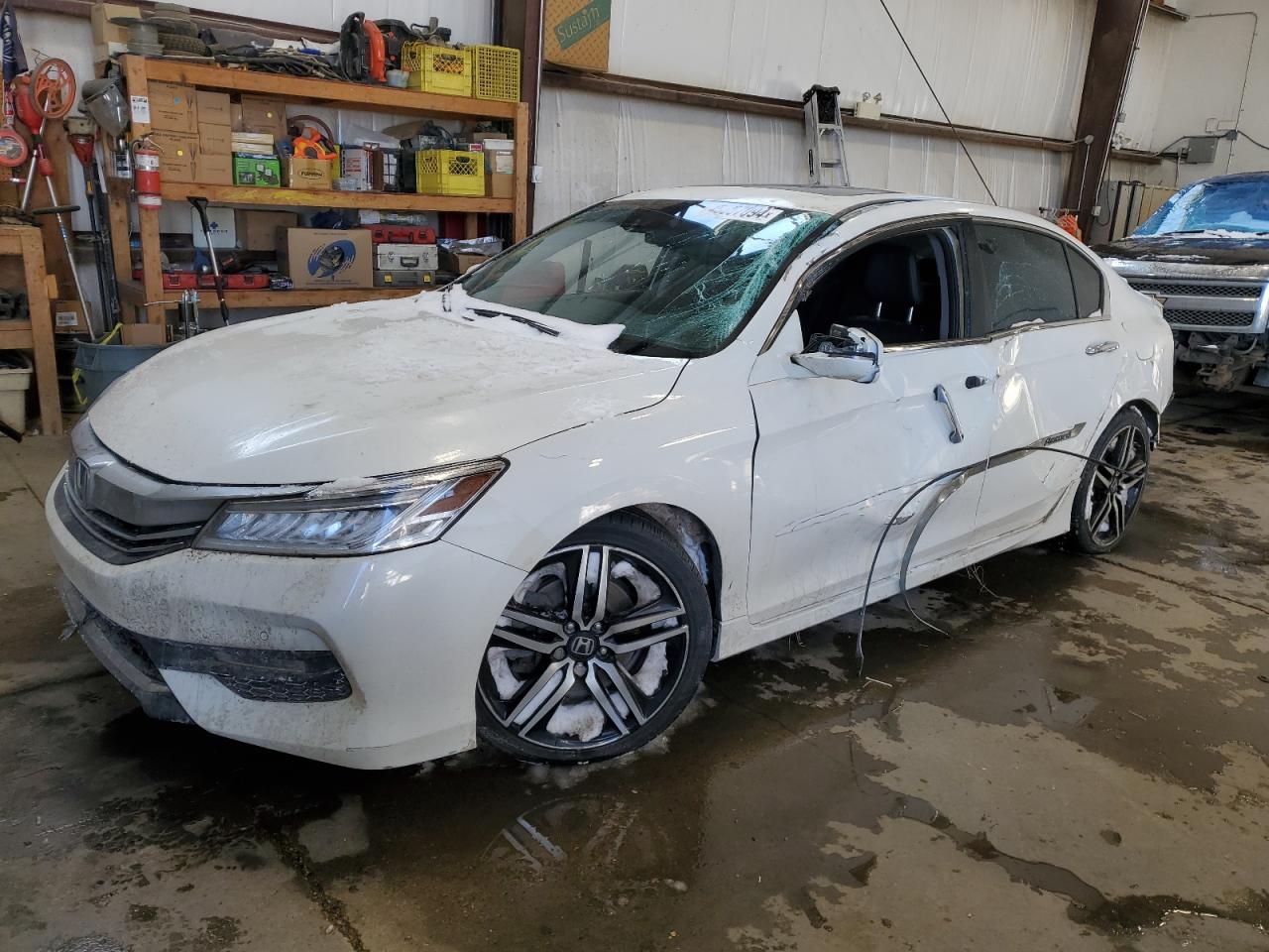 1HGCR2F05HA805909 HONDA ACCORD 2017