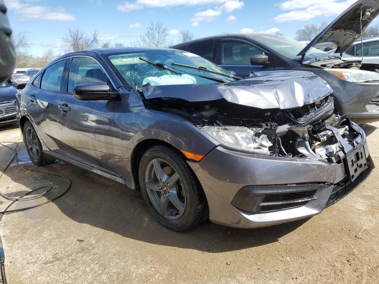 2018 Honda Civic Lx vin: 19XFC2F5XJE037467