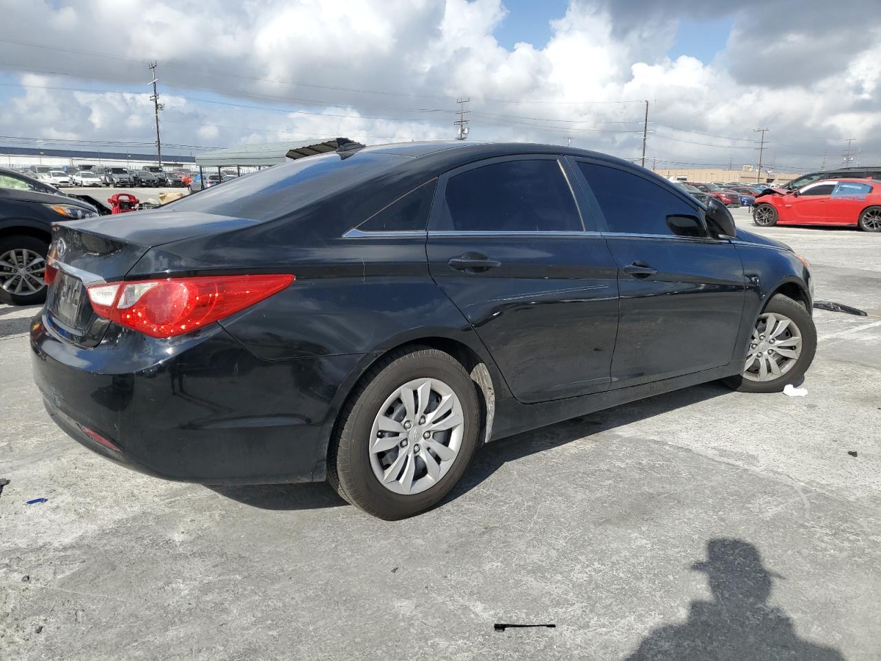 5NPEB4AC1DH588841 2013 Hyundai Sonata Gls