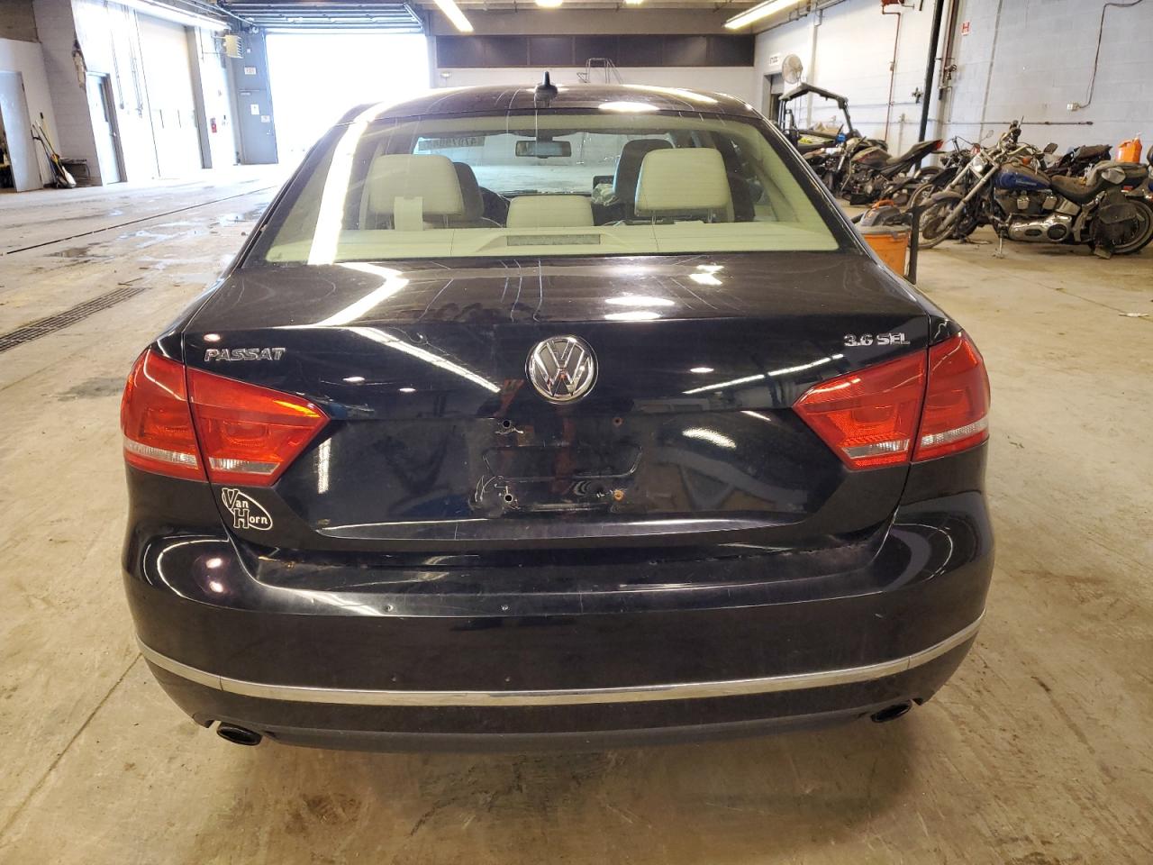 1VWCM7A31CC012323 2012 Volkswagen Passat Sel