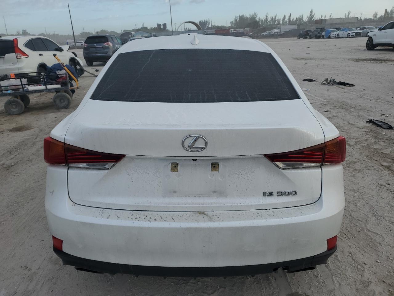 JTHBA1D25J5066618 2018 Lexus Is 300