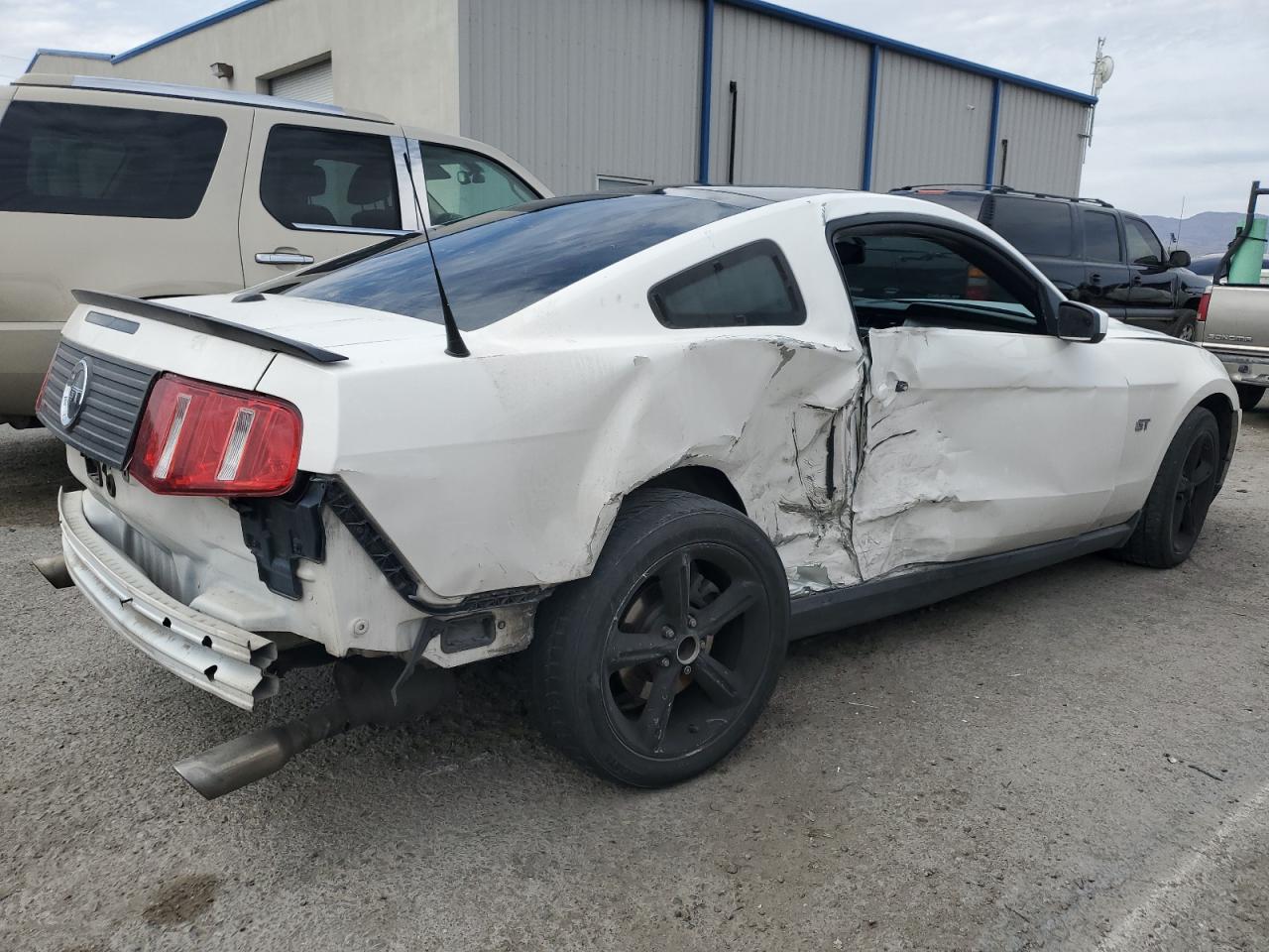 1ZVBP8CH6A5113117 2010 Ford Mustang Gt