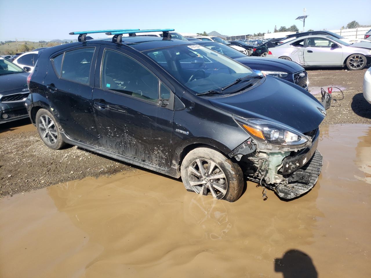 JTDKDTB39J1605393 2018 Toyota Prius C