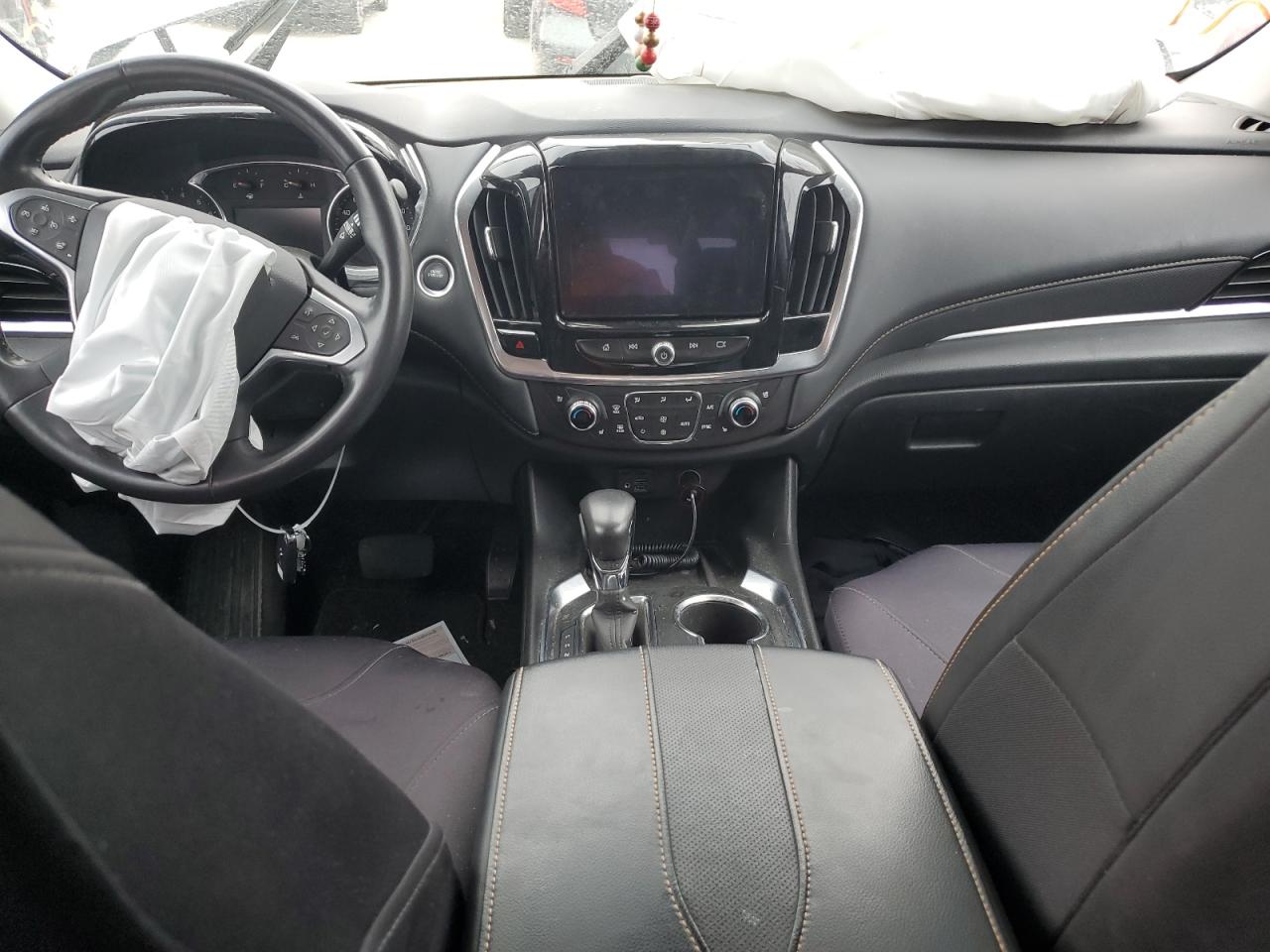 1GNEVKKW8MJ244605 2021 Chevrolet Traverse Premier