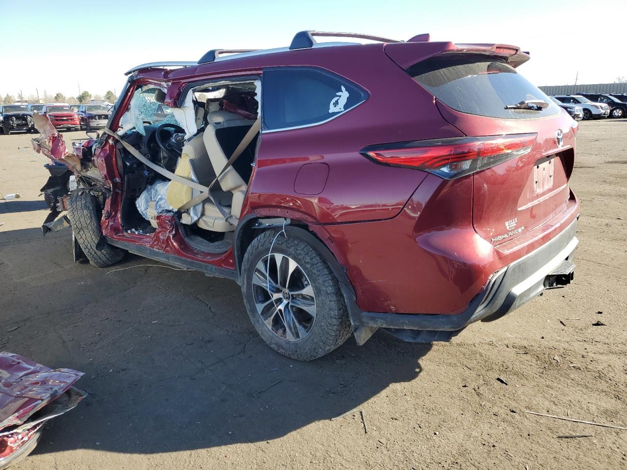 5TDHZRBH7NS564538 TOYOTA HIGHLANDER 2022