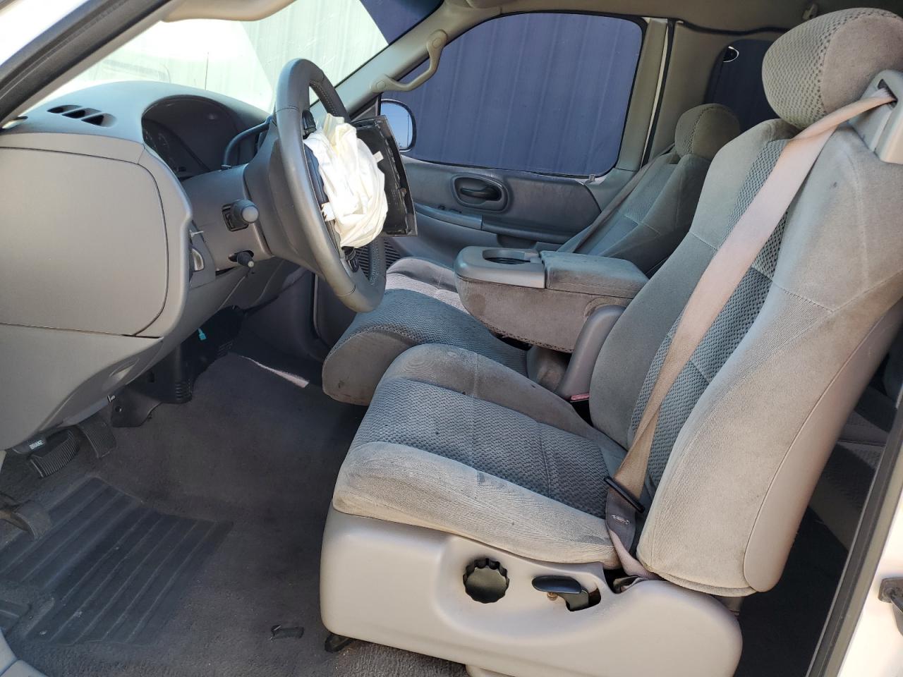 1FTZX17241NB30769 2001 Ford F150 1FTZX17241NB30769 2001 Ford F150