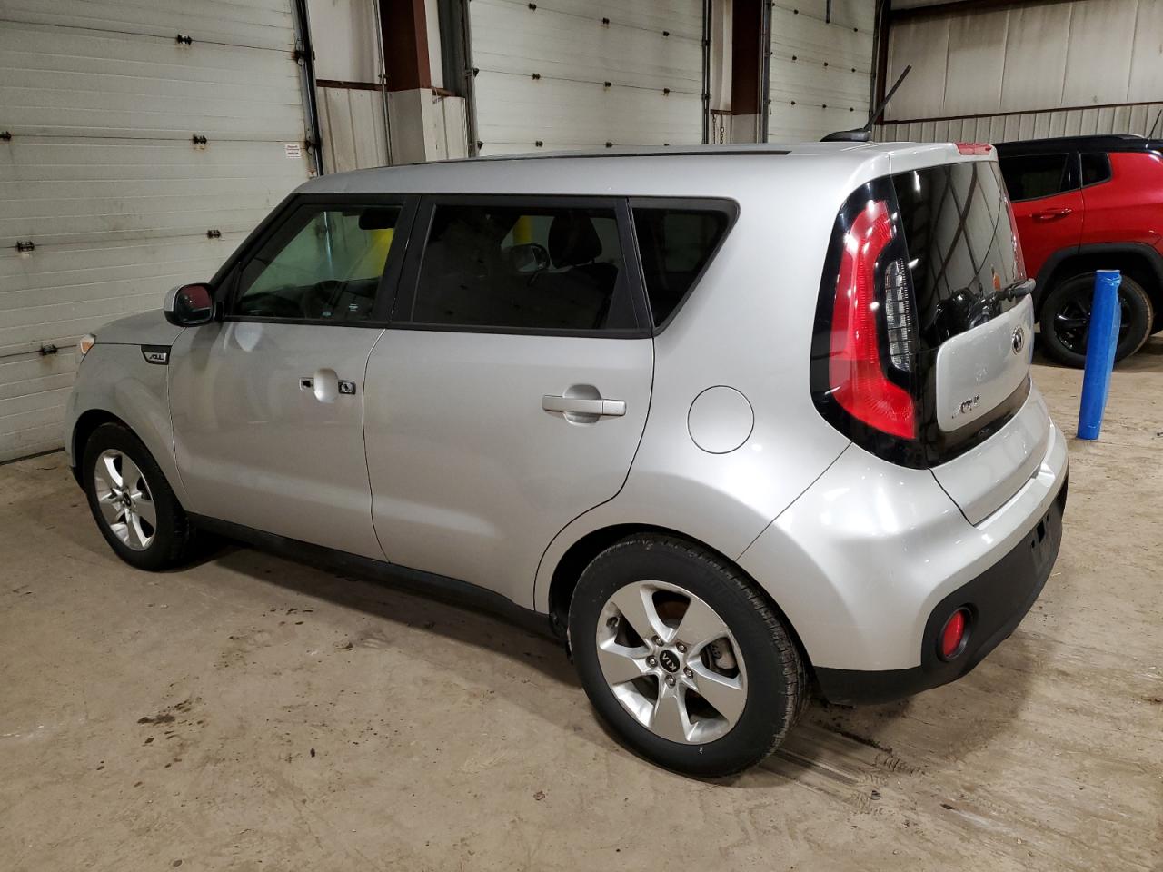 KNDJN2A26J7547462 2018 Kia Soul