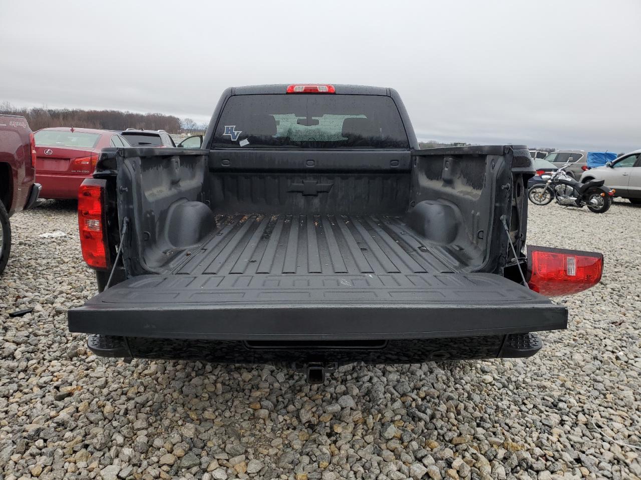 1GCVKREC7JZ211538 CHEVROLET ALL Models 2018