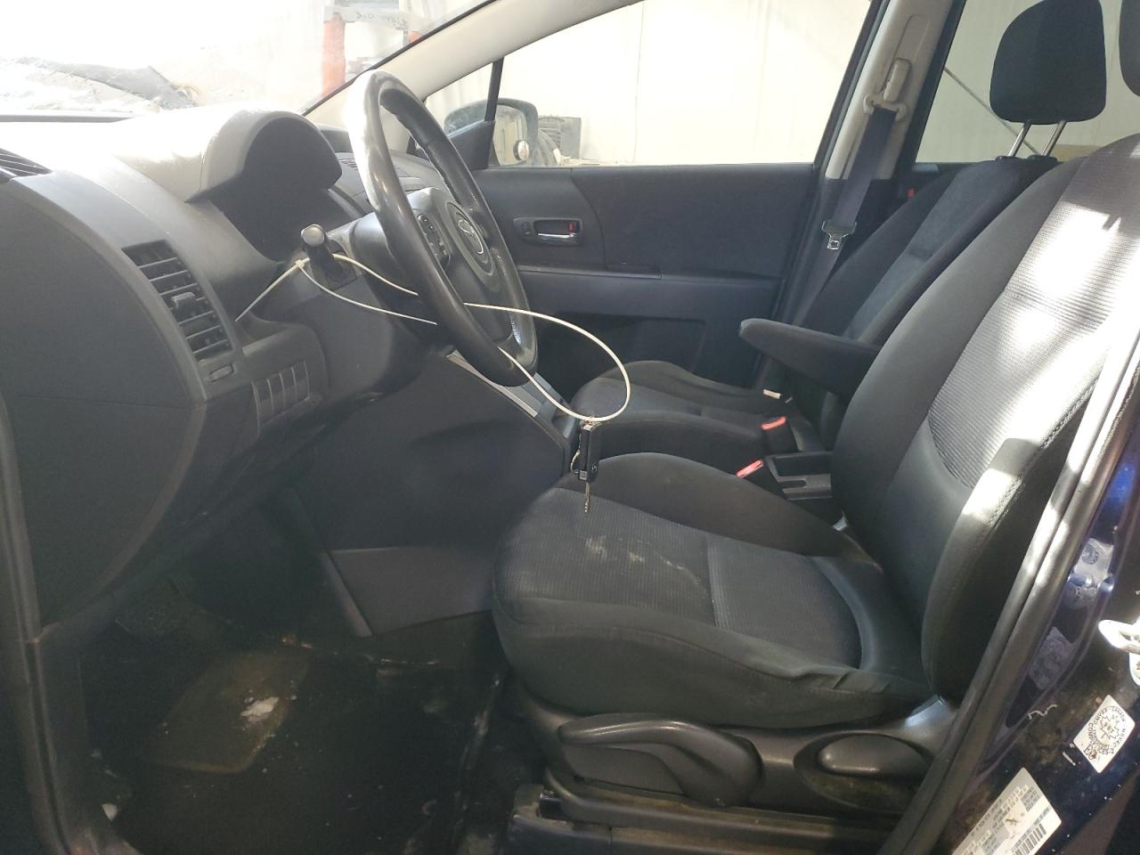 JM1CR293990344810 2009 Mazda 5