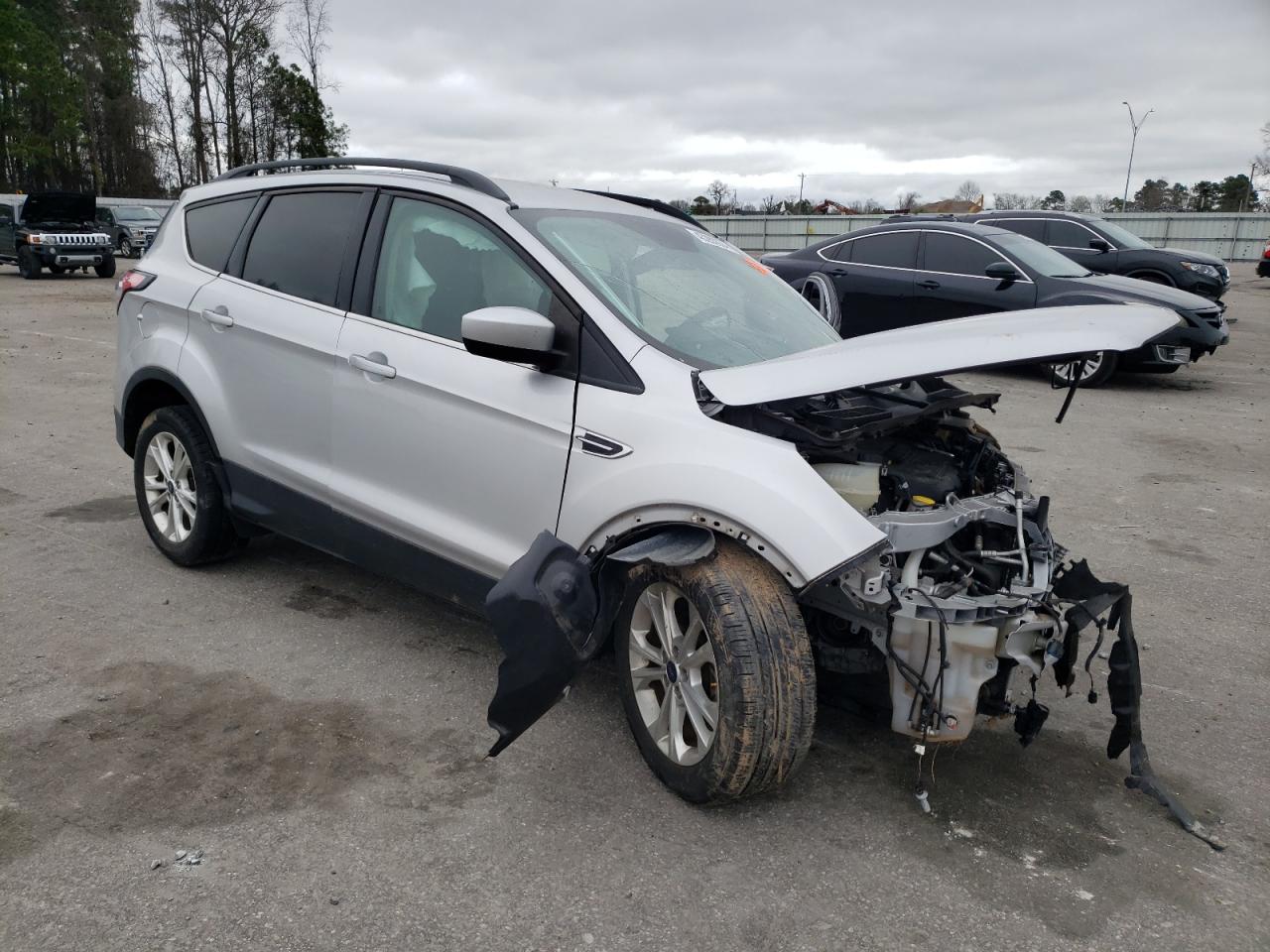 1FMCU0GDXHUD15334 FORD ESCAPE 2017