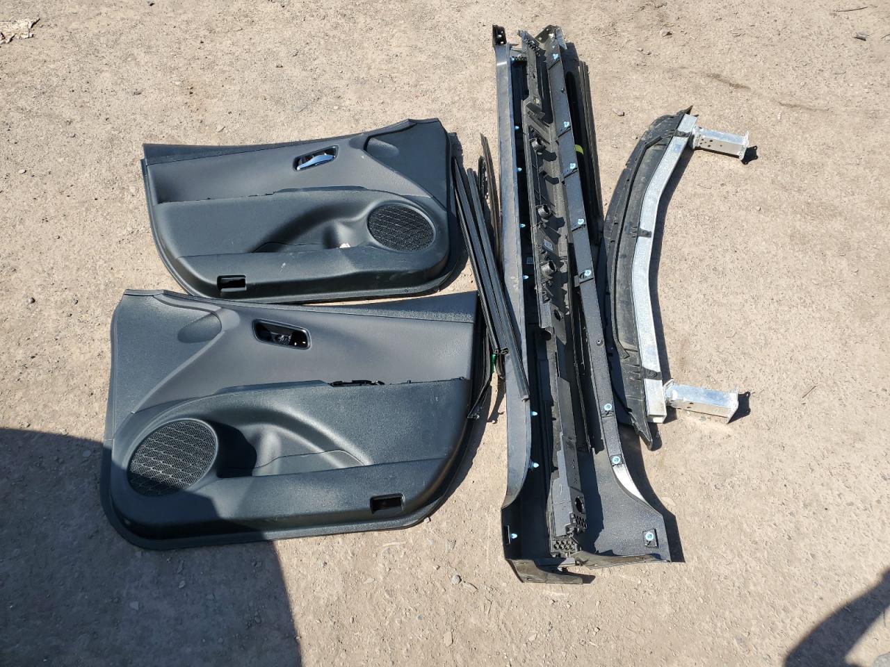 JTDL9MFU1N3037648 TOYOTA PRIUS 2022