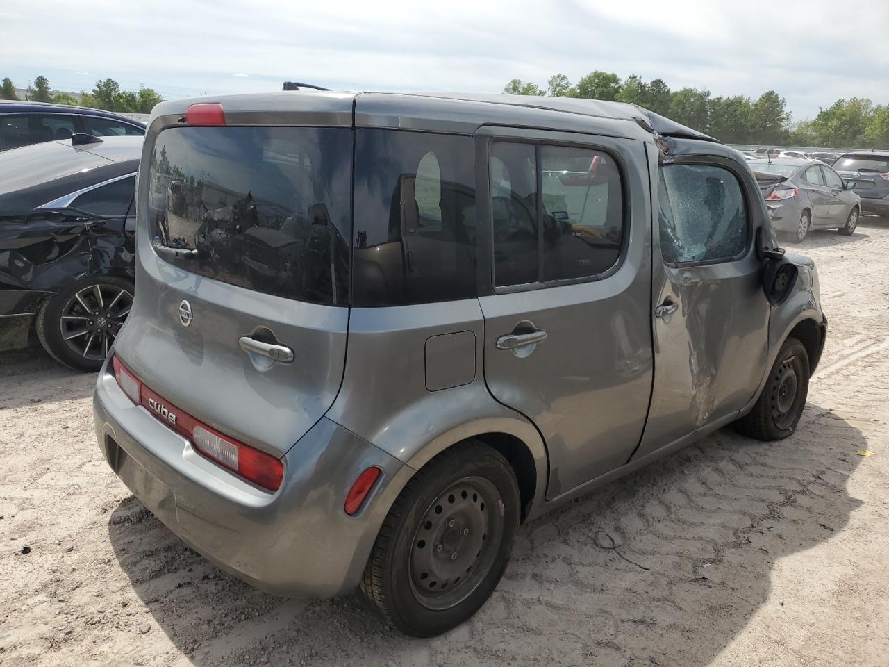 JN8AZ2KR8AT156051 2010 Nissan Cube Base