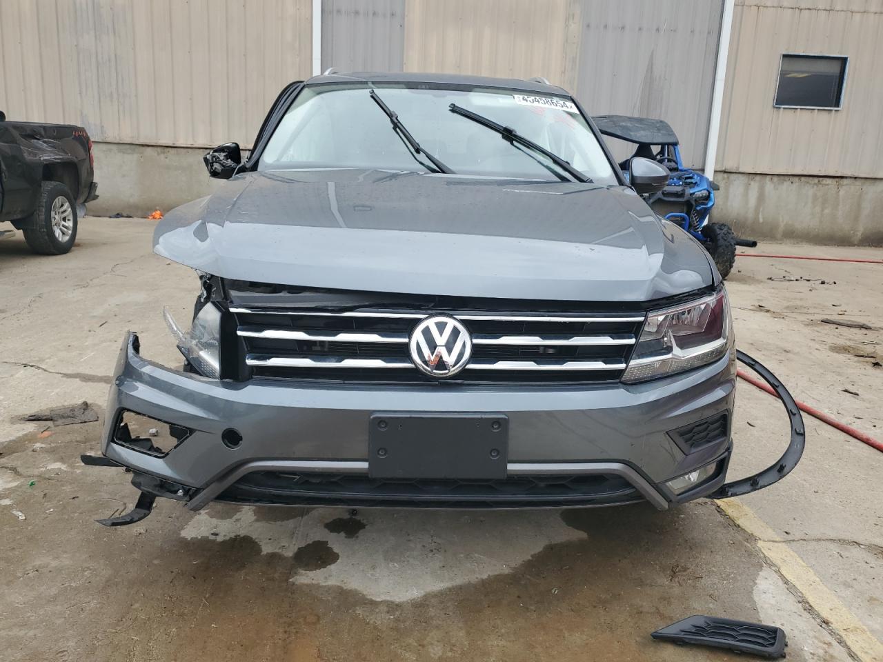 2018 Volkswagen Tiguan Se vin: 3VV2B7AX7JM016025