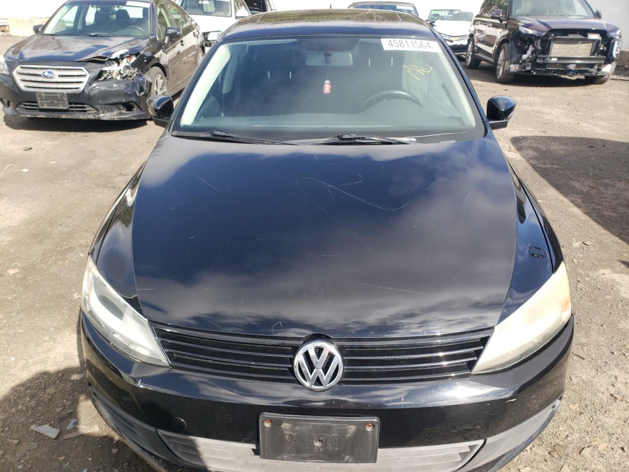 3VWDZ7AJ6BM348163 2011 Volkswagen Jetta Se