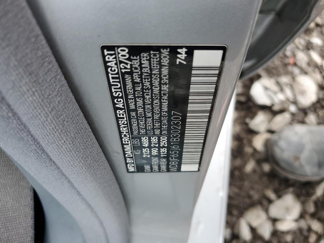 WDBJF65J61B302307 2001 Mercedes-Benz E 320