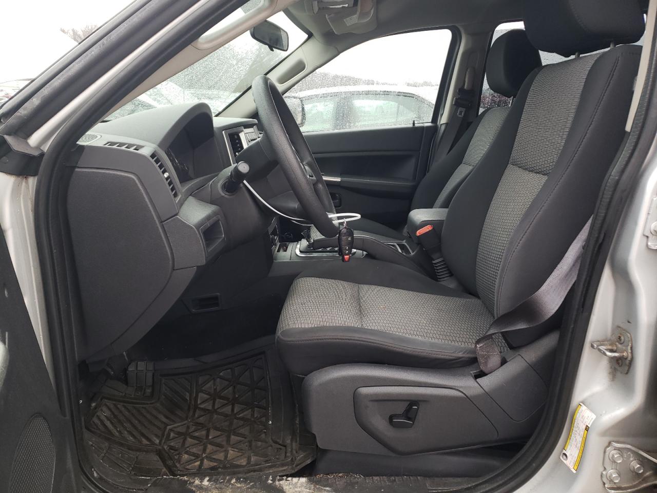 1J8GR48K38C177713 2008 Jeep Grand Cherokee Laredo