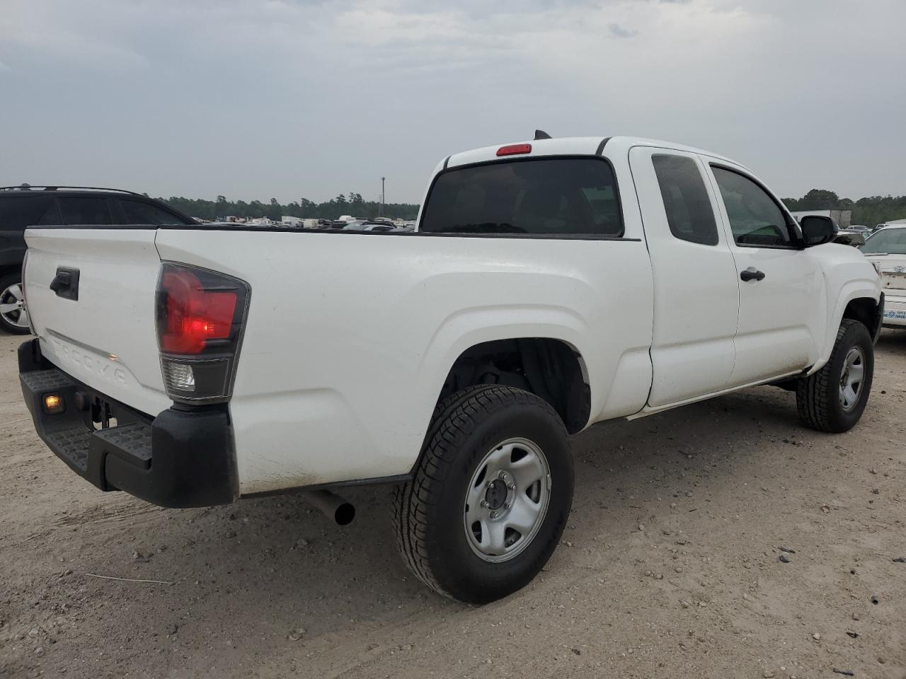 5TFRX5GN1HX091834 2017 Toyota Tacoma Access Cab