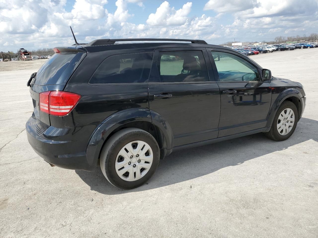 3C4PDCABXJT519534 2018 Dodge Journey Se