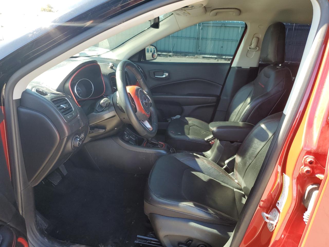 3C4NJDDB1KT713971 JEEP COMPASS 2019