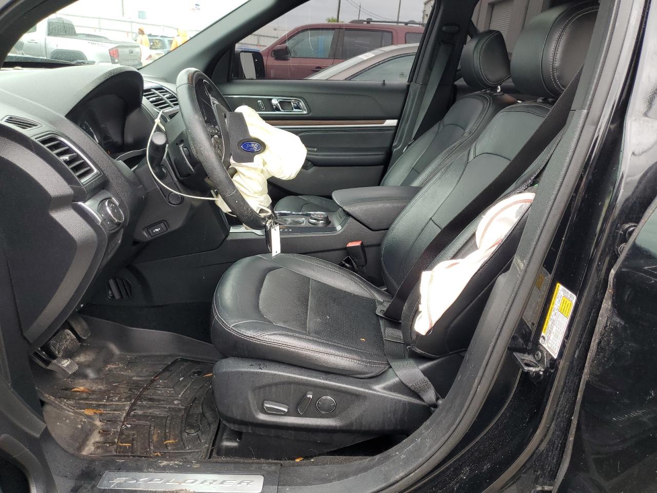 1FM5K8F83HGE32480 FORD EXPLORER 2017