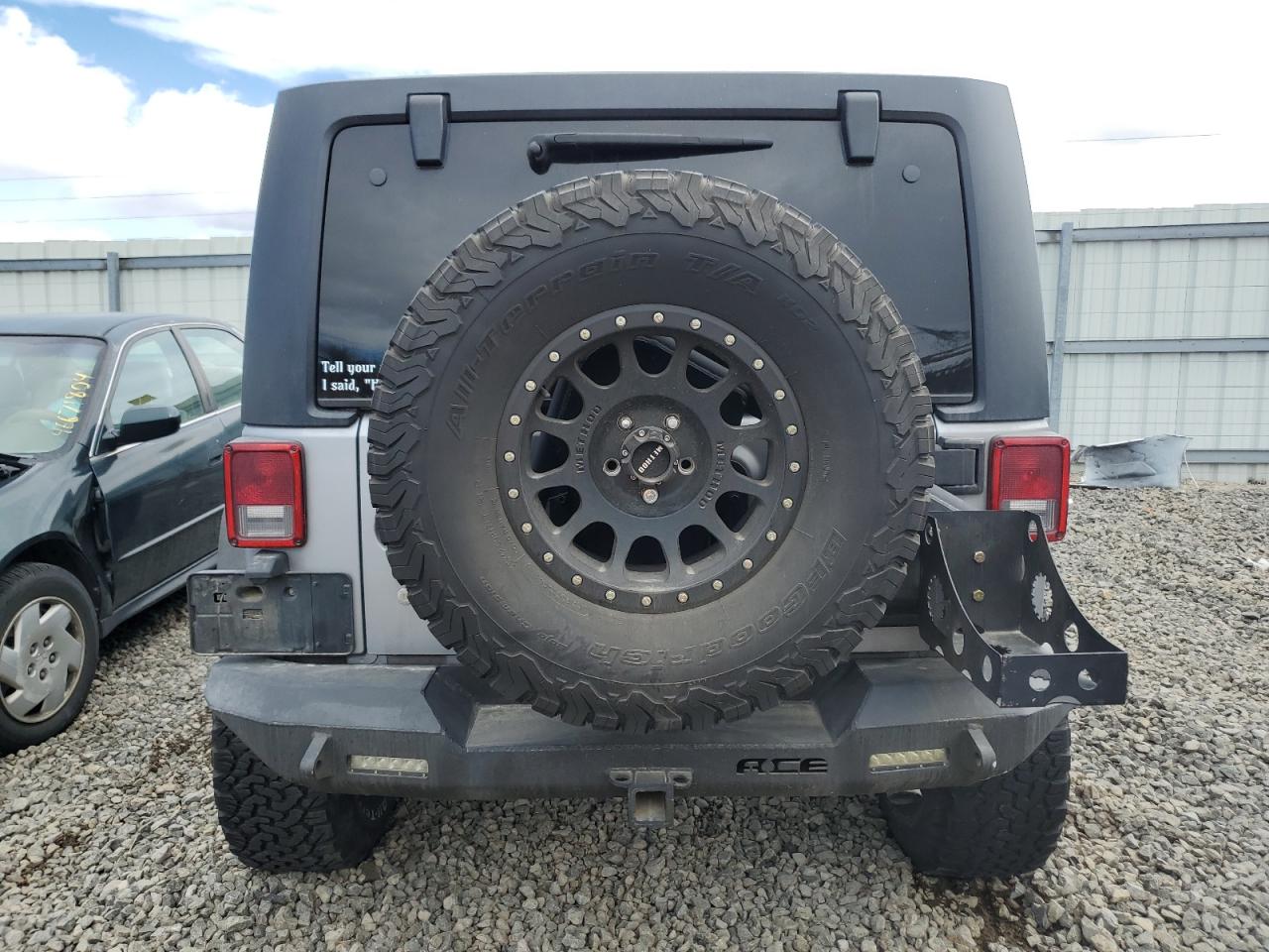 2015 Jeep Wrangler Unlimited Sport vin: 1C4HJWDGXFL776993