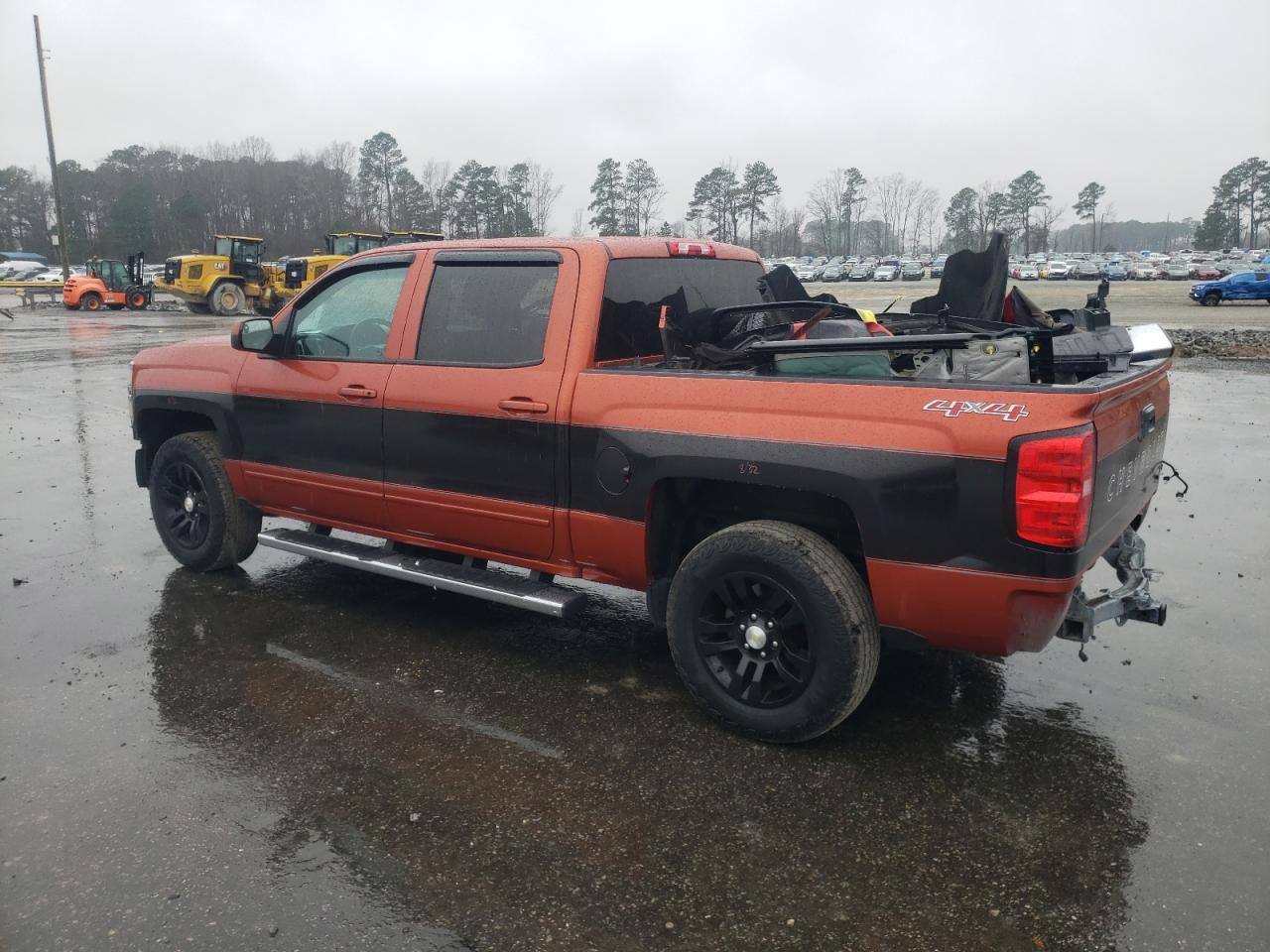 3GCUKREH1FG228835 2015 Chevrolet Silverado K1500 Lt