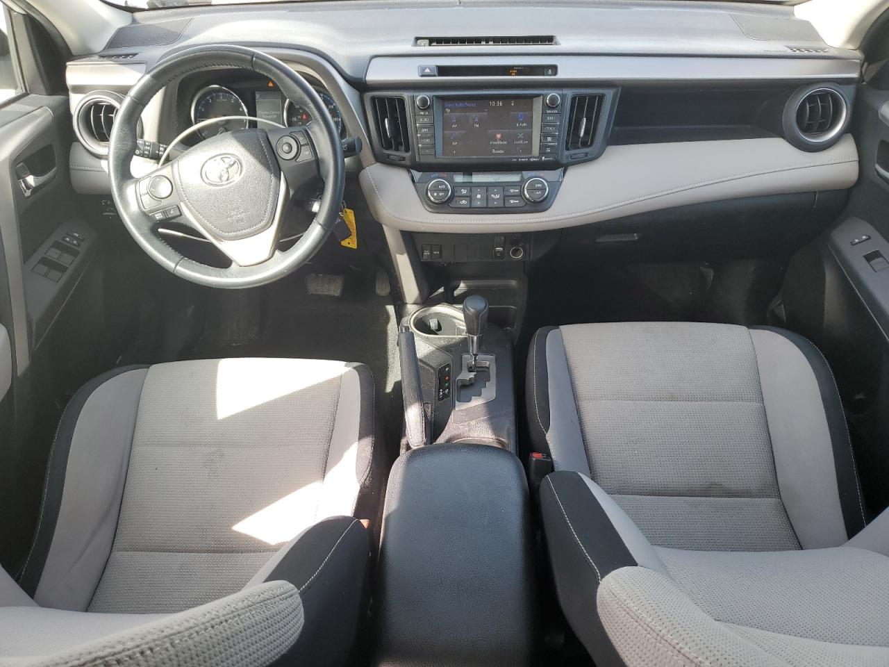 2T3RFREV4GW511988 TOYOTA RAV4 2016